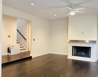4119 Throckmorton Street - Photo Thumbnail 2