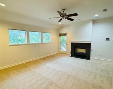 4119 Throckmorton Street - Photo Thumbnail 10