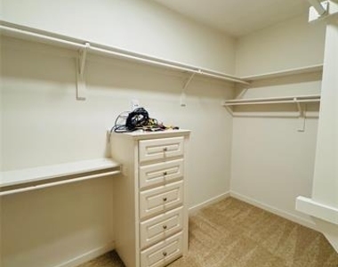 4119 Throckmorton Street - Photo Thumbnail 16