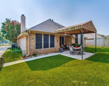 2945 Silvercrest - Photo Thumbnail 15
