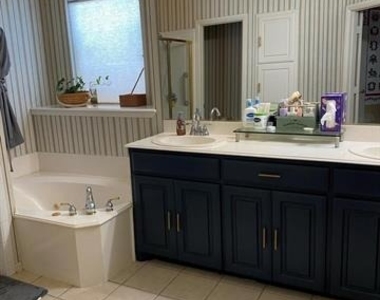 2945 Silvercrest - Photo Thumbnail 3