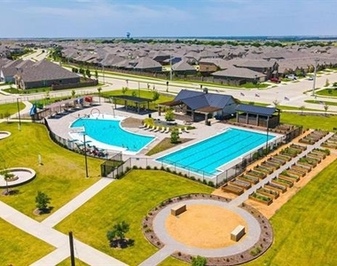 5809 Sandown Drive - Photo Thumbnail 33