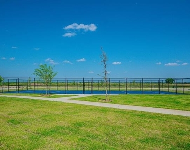 5809 Sandown Drive - Photo Thumbnail 35