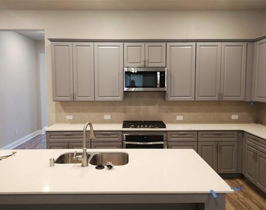 1513 Gallant Fox Drive - Photo Thumbnail 8