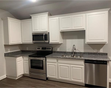 1401 Brindle Drive - Photo Thumbnail 1