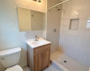 1617 Dakota Drive - Photo Thumbnail 12