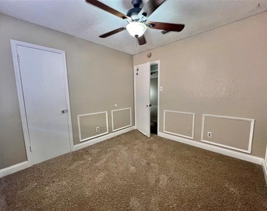 4244 Flamingo Way - Photo Thumbnail 22