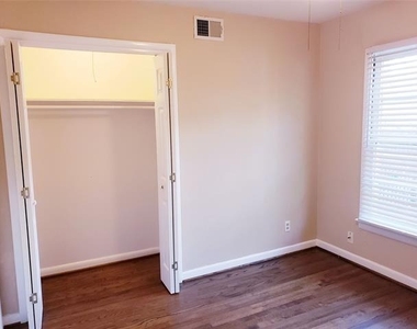 3309 San Marcus Avenue - Photo Thumbnail 16