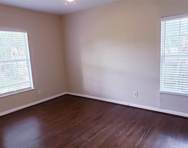 3309 San Marcus Avenue - Photo Thumbnail 13