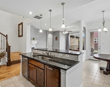 5625 Kerry Drive - Photo Thumbnail 12