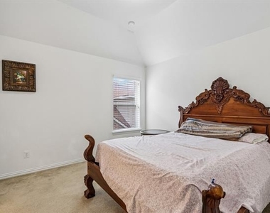 5625 Kerry Drive - Photo Thumbnail 27