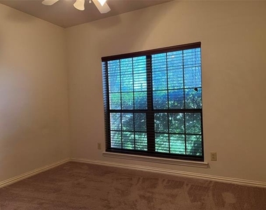 10625 Braewood Drive - Photo Thumbnail 13