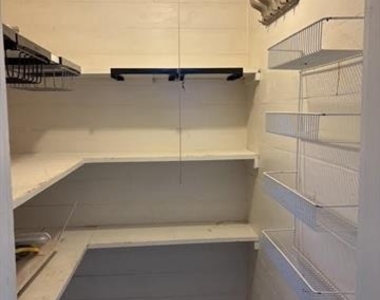 4876 E Williams Spring Rd - Photo Thumbnail 3