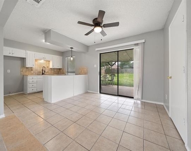 3826 Jewel Street - Photo Thumbnail 5