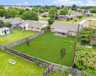 3826 Jewel Street - Photo Thumbnail 25