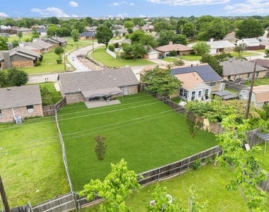 3826 Jewel Street - Photo Thumbnail 26