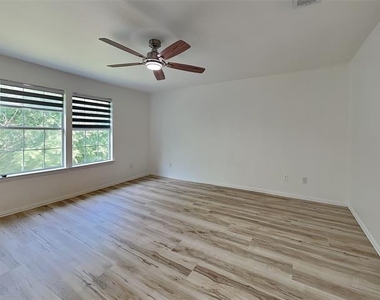 807 Fenet Street - Photo Thumbnail 5