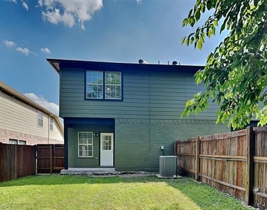 807 Fenet Street - Photo Thumbnail 9