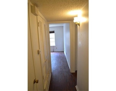 1107 N Locust Street - Photo Thumbnail 1