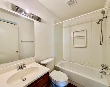 3311 Fallmeadow Street - Photo Thumbnail 10