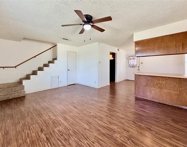 3311 Fallmeadow Street - Photo Thumbnail 3