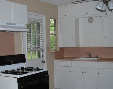 1609 Wayne Street - Photo Thumbnail 1