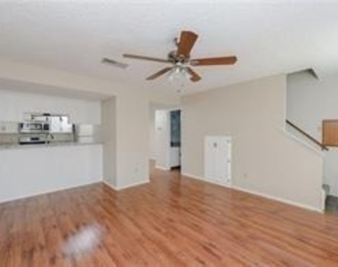 1251 Dallas Drive - Photo Thumbnail 5