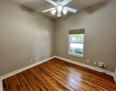 709 Roberts Street - Photo Thumbnail 24