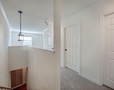 5855 Pecan Chase - Photo Thumbnail 20