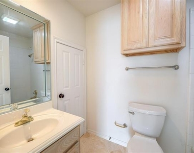 5855 Pecan Chase - Photo Thumbnail 26