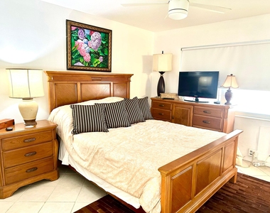 901 N Birch Road - Photo Thumbnail 1