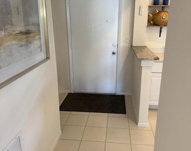 111 Se 3rd Avenue - Photo Thumbnail 4