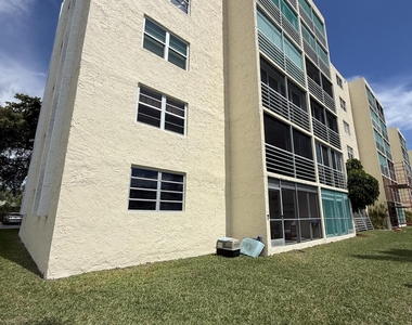 111 Se 3rd Avenue - Photo Thumbnail 53
