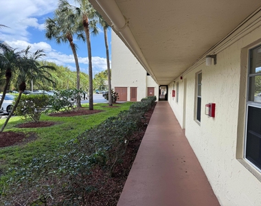 111 Se 3rd Avenue - Photo Thumbnail 1