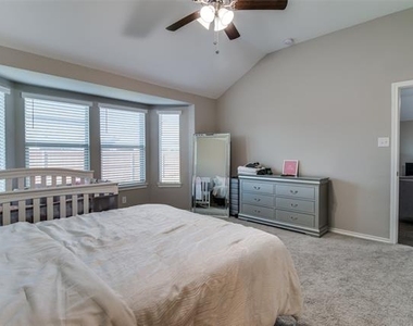 11441 Silver Queen Drive - Photo Thumbnail 9
