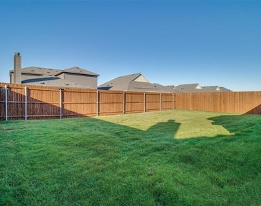 11441 Silver Queen Drive - Photo Thumbnail 22