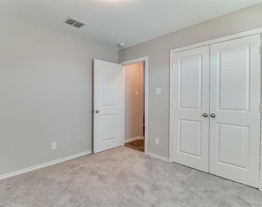 11441 Silver Queen Drive - Photo Thumbnail 16