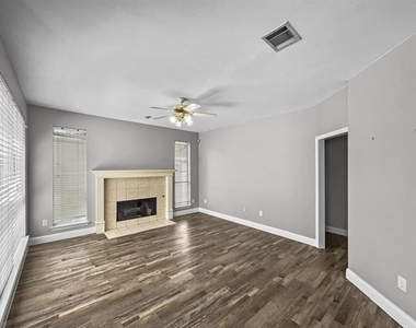 2132 Cliffside Drive - Photo Thumbnail 2