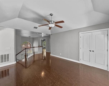 2132 Cliffside Drive - Photo Thumbnail 16