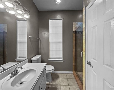 2132 Cliffside Drive - Photo Thumbnail 6