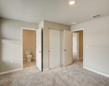5728 Se Edgewater Circle - Photo Thumbnail 9