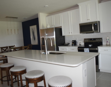 9670 Sw Libertas Way - Photo Thumbnail 12