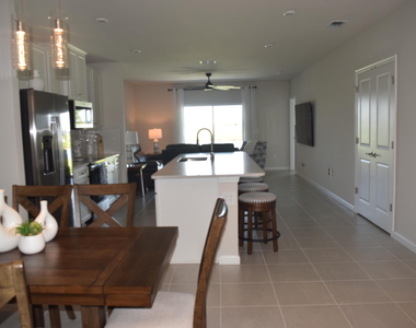 9670 Sw Libertas Way - Photo Thumbnail 3