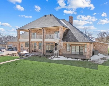 208 Highpoint Circle - Photo Thumbnail 26