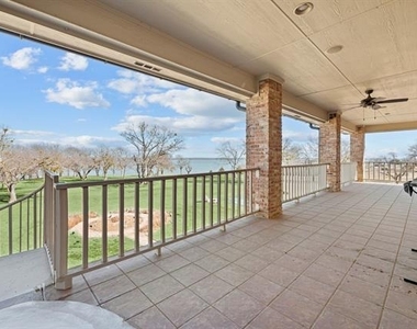 208 Highpoint Circle - Photo Thumbnail 24