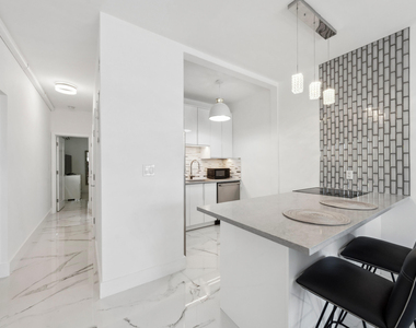 810 Se 22nd Avenue - Photo Thumbnail 9