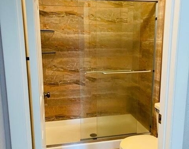 3386 Lucerne Park Drive - Photo Thumbnail 11