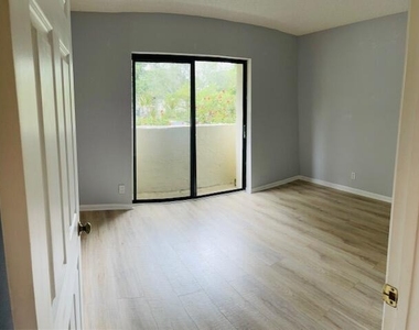 3386 Lucerne Park Drive - Photo Thumbnail 12