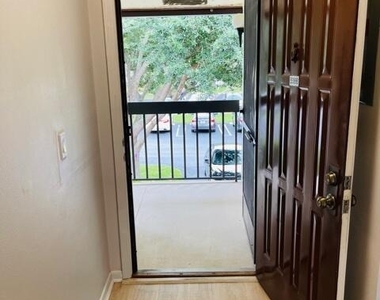 3386 Lucerne Park Drive - Photo Thumbnail 16