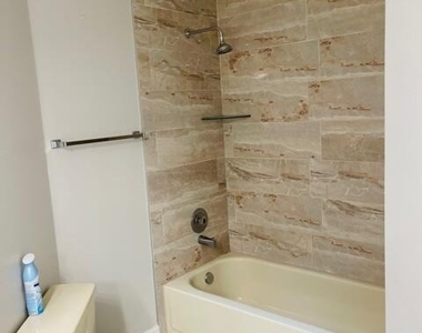 3386 Lucerne Park Drive - Photo Thumbnail 15